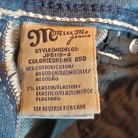 NWT Miss Me Jeans, Size 30, Mid-Rise, 32W x 32L, Boot Cut, Bedazzled, Distressed - Picture 7 of 12